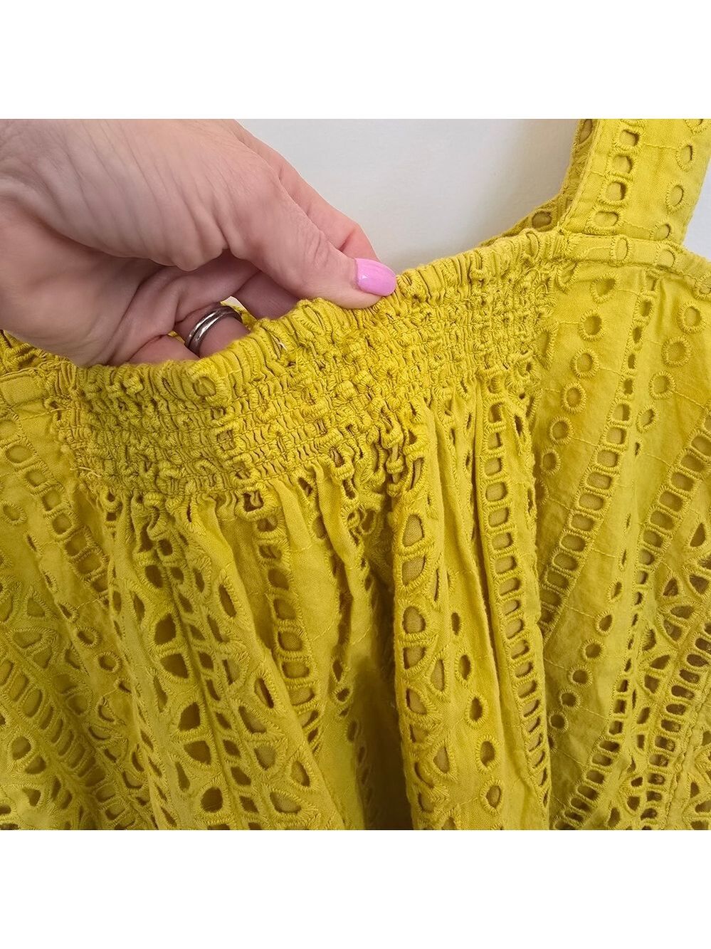 Sundance Sugar Sand Eyelet Tank Chartreuse Lime Eyelet Boho Pom Pom Top Small - Picture 7 of 9